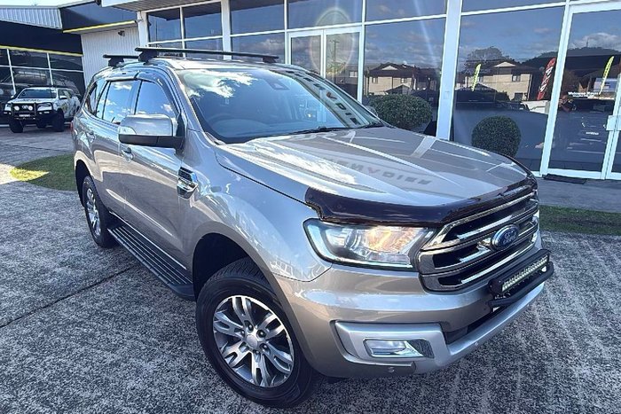 2016 Ford Everest