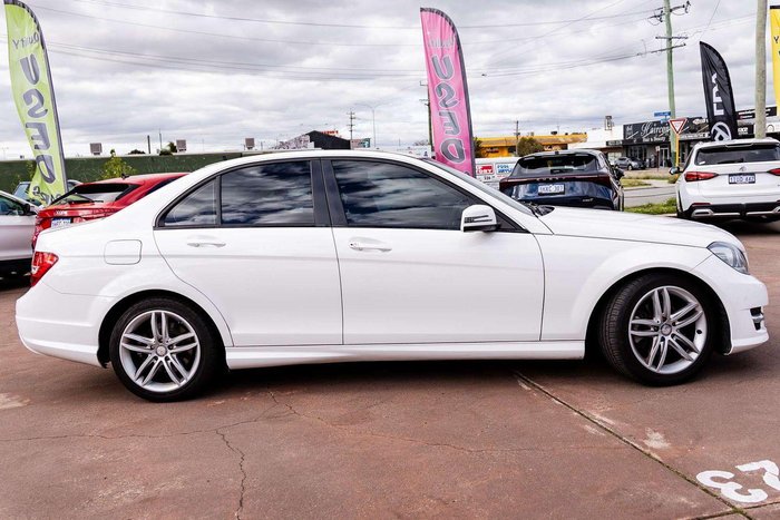 2012 Mercedes-Benz C-Class C200 BlueEFFICIENCY Elegance