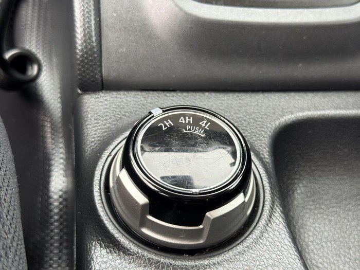 2021 Mitsubishi Triton GLX
