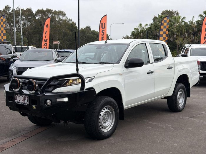 2021 Mitsubishi Triton GLX
