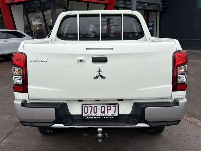 2021 Mitsubishi Triton GLX
