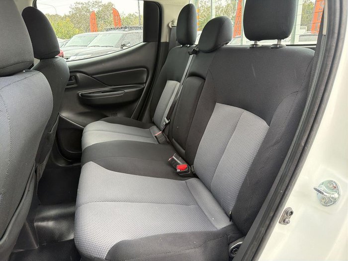 2021 Mitsubishi Triton GLX