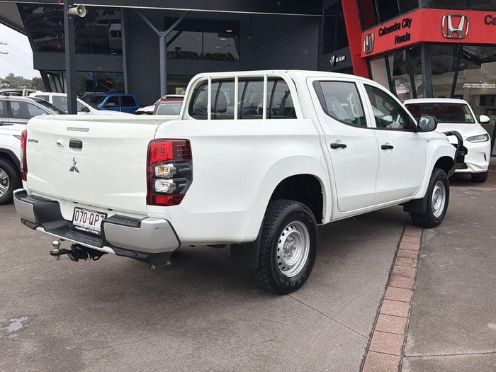 2021 Mitsubishi Triton GLX