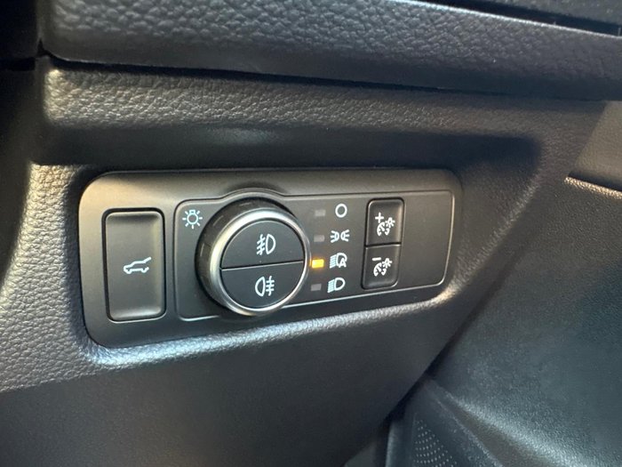 2026 Ford Everest Platinum