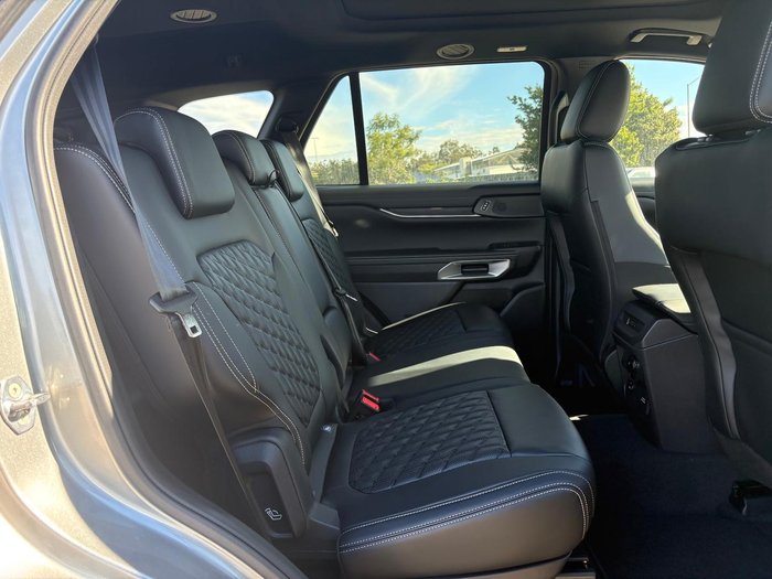 2026 Ford Everest Platinum