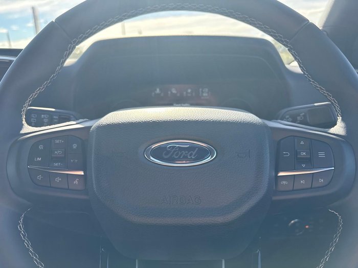 2026 Ford Everest Platinum