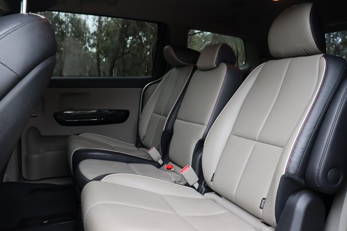 2019 Kia Carnival SLi