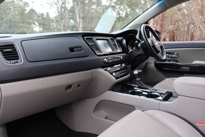 2019 Kia Carnival SLi