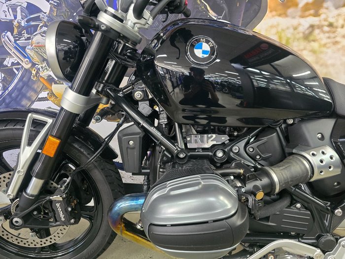 2024 BMW Motorrad R 12 HL BLACK