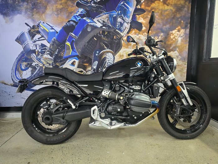 2024 BMW Motorrad R 12 HL BLACK