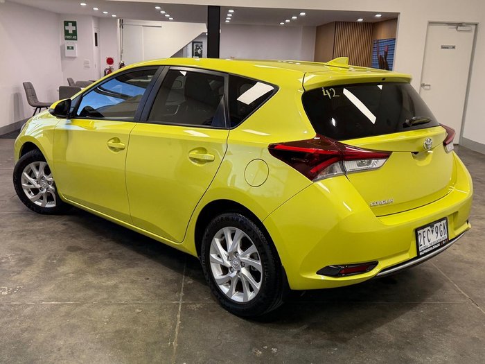 2016 Toyota Corolla Ascent Sport