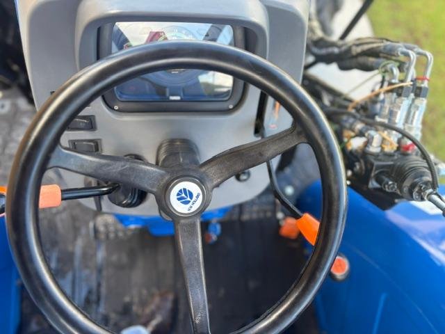 2017 New Holland Tt4.90