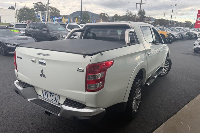 2016 Mitsubishi Triton GLS