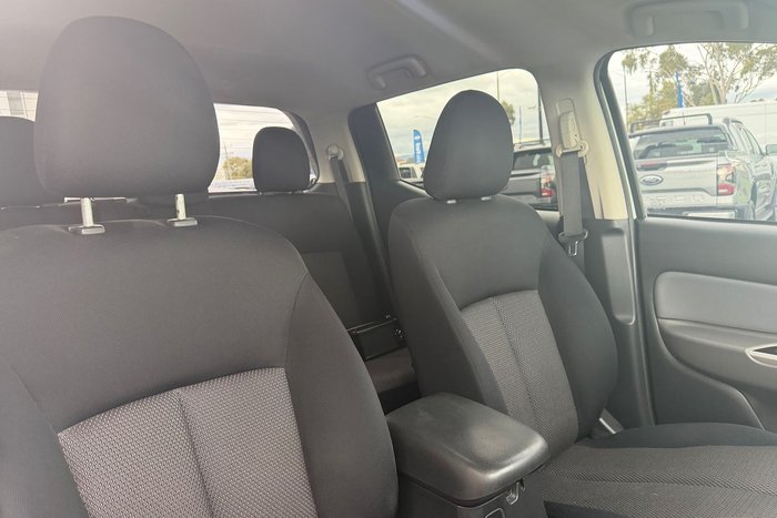 2016 Mitsubishi Triton GLS