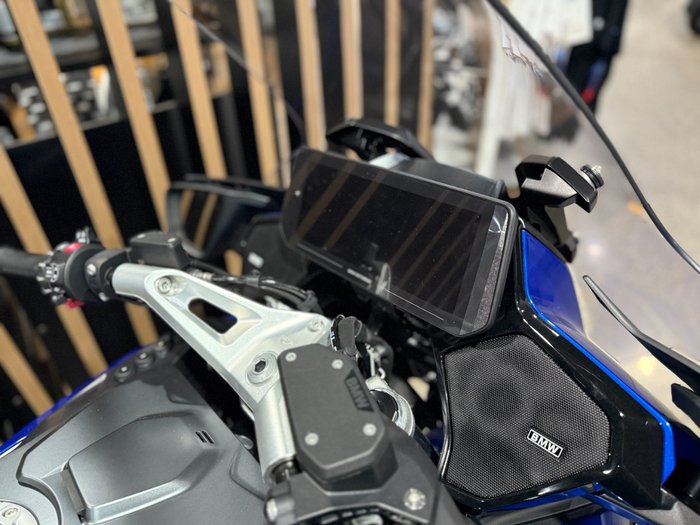 2026 BMW Motorrad 2026 BMW 1300CC R 1300 RT Impulse RACING-BLU