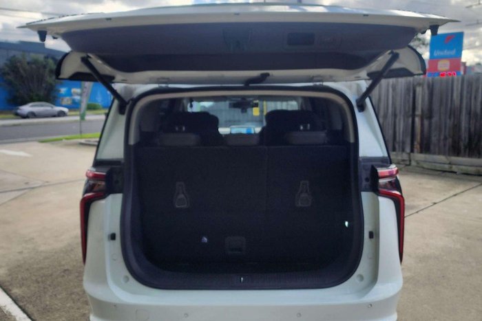2024 LDV MIFA Luxe White