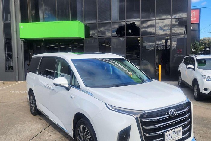 2024 LDV MIFA Luxe White