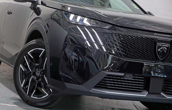 2025 Peugeot 5008