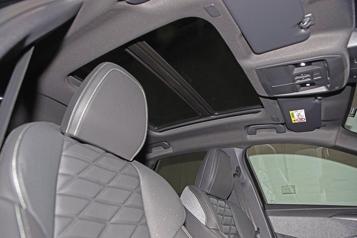 2025 Peugeot 5008