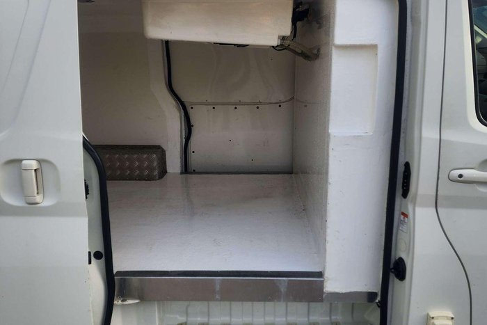 2020 Toyota Hiace GDH300R French Vanilla