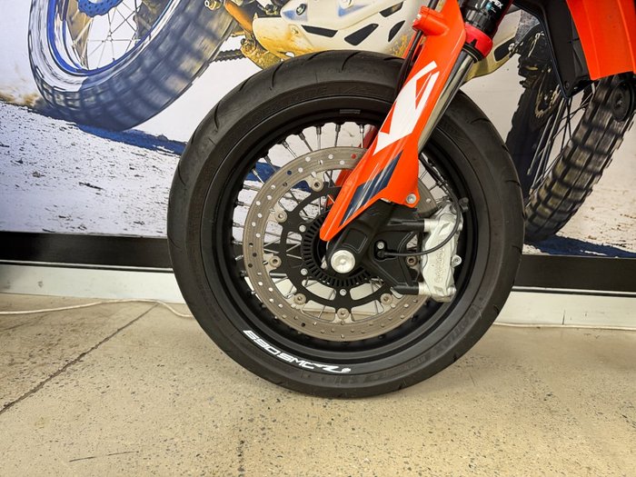 2023 Ktm 690 SMC R ORANGE