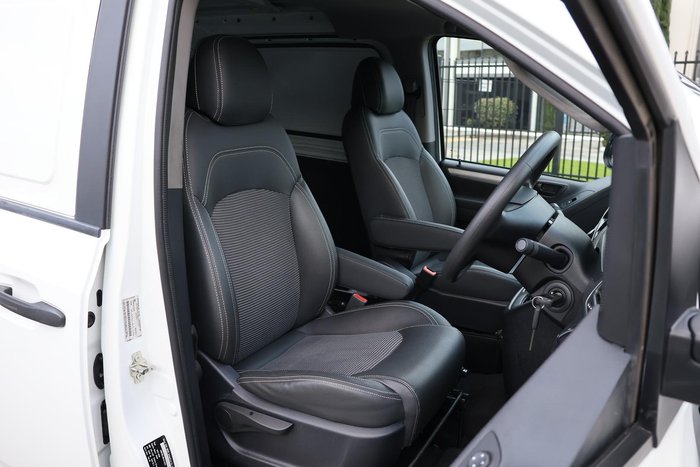 2020 LDV G10 13