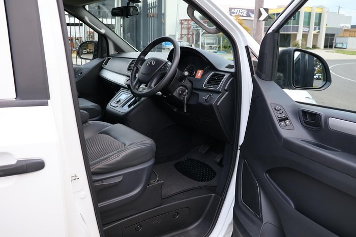 2020 LDV G10 11