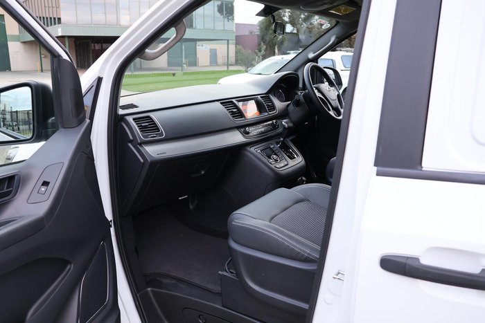 2020 LDV G10 14