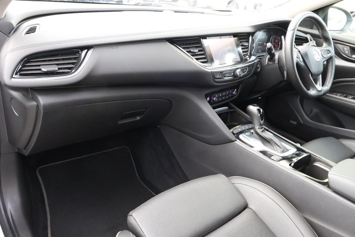 2018 Holden Calais V