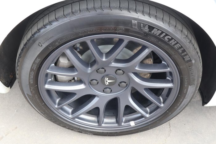 2024 Tesla Model 3 Long Range
