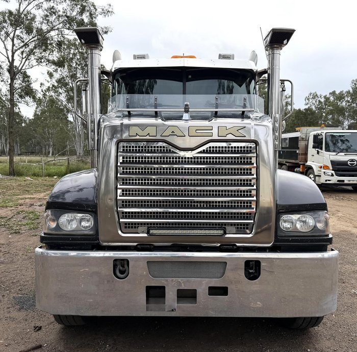 2018 Mack Trident