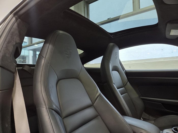 2020 Porsche 911 Carrera S