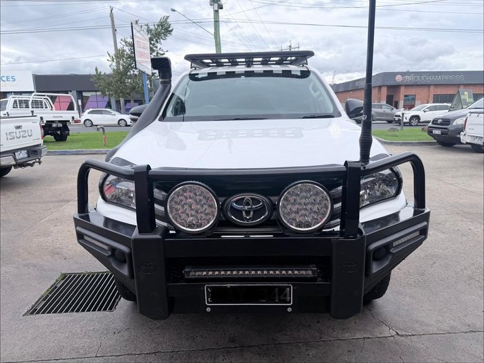 2017 Toyota Hilux SR