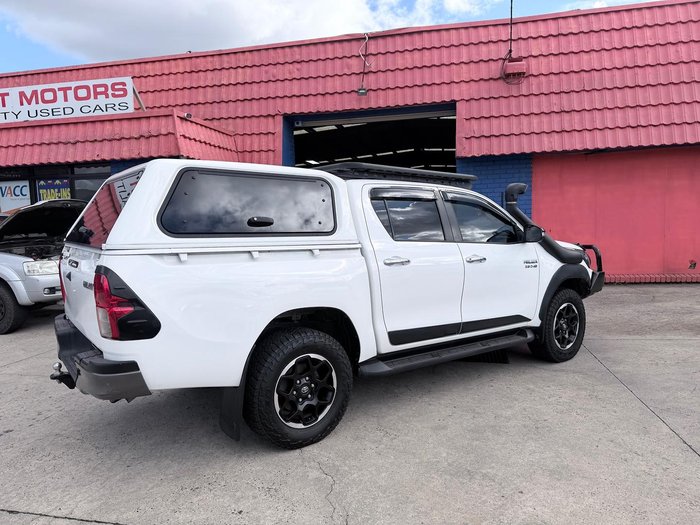 2017 Toyota Hilux SR GUN126R 4X4 Dual Range Glacier White