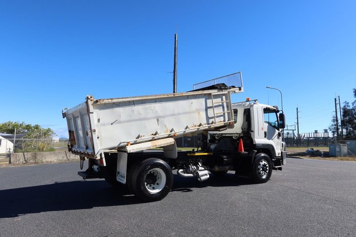 2014 Isuzu F Series FVR 1000