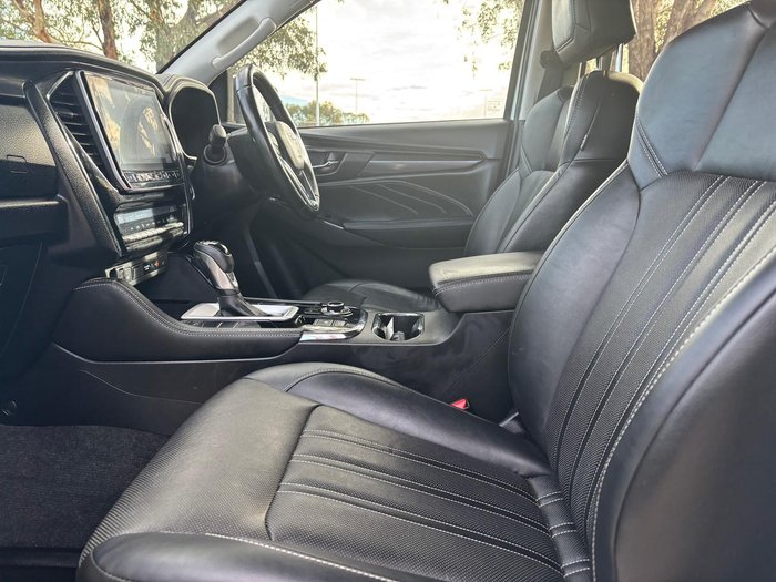 2023 Isuzu MU-X LS-T