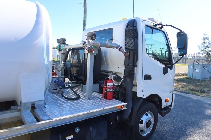 2018 Hino 300 Series 921