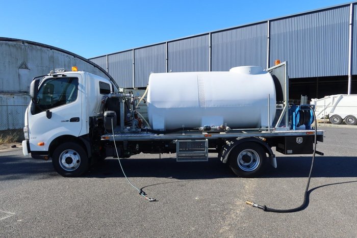 2018 Hino 300 Series 921