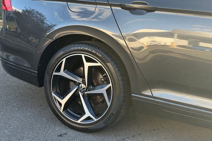 2022 Volkswagen Passat 140TSI Business