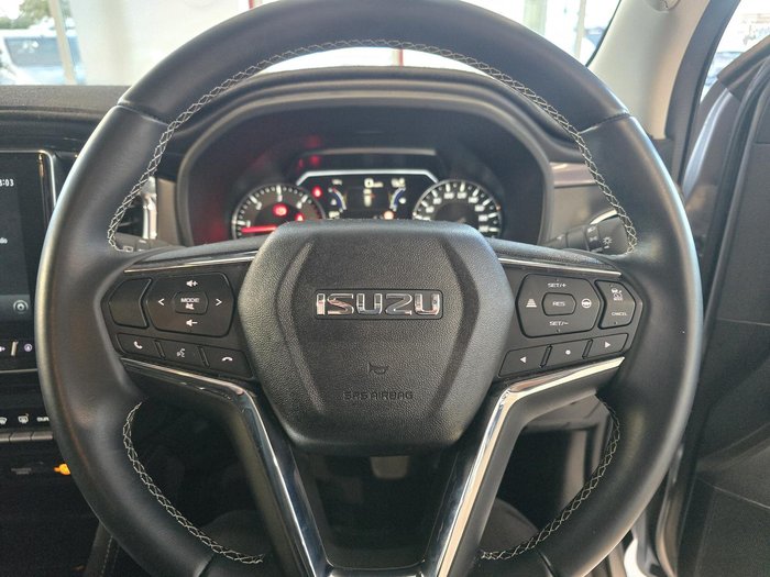 2023 Isuzu MU-X LS-T