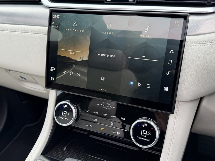 2022 Jaguar F-PACE P250 R-Dynamic SE