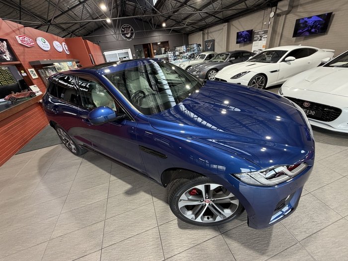 2022 Jaguar F-PACE P250 R-Dynamic SE