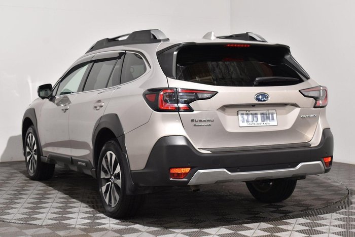 2024 Subaru Outback AWD Touring