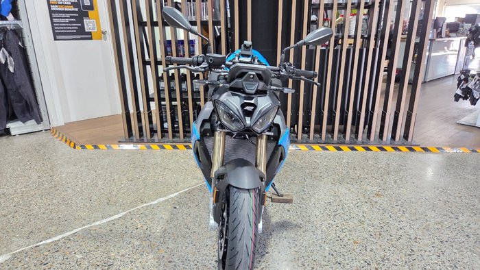 2026 BMW Motorrad S 1000 R BLUEFIRE/MUGIALLO YELLOW