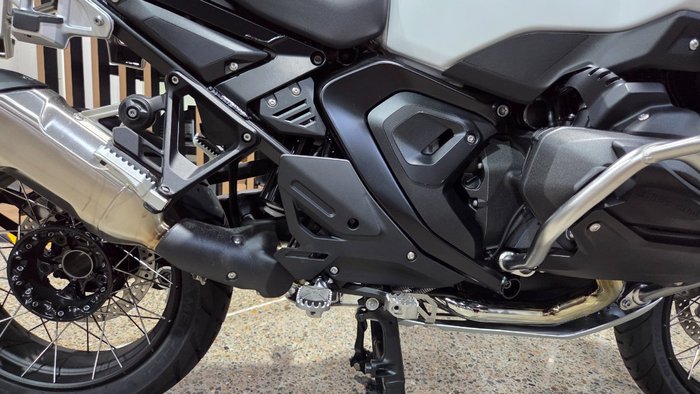 2026 BMW Motorrad R 1300 GS ADVENTURE RACINGBLUE METALLIC
