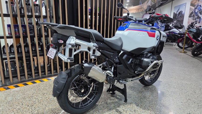 2026 BMW Motorrad R 1300 GS ADVENTURE RACINGBLUE METALLIC