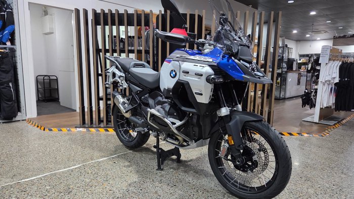 2026 BMW Motorrad R 1300 GS ADVENTURE RACINGBLUE METALLIC