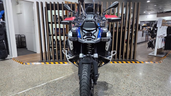 2026 BMW Motorrad R 1300 GS ADVENTURE RACINGBLUE METALLIC