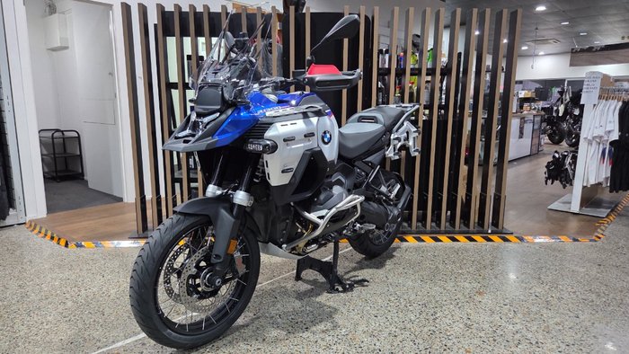 2026 BMW Motorrad R 1300 GS ADVENTURE RACINGBLUE METALLIC