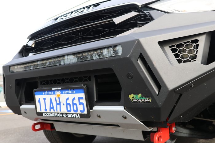 2023 Isuzu MU-X LS-U